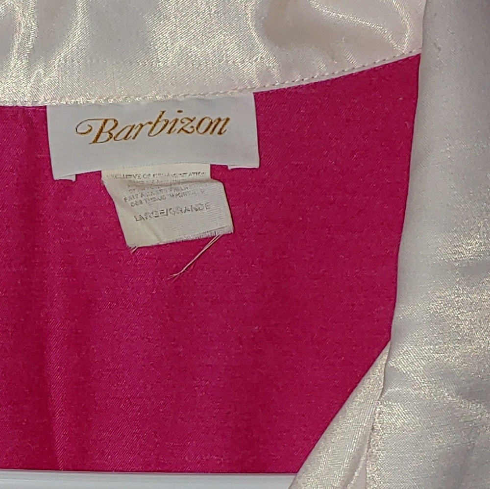 Offer$15🌷Vintage BARBIZON Hot Pink Silky Robe - Picture 6 of 8